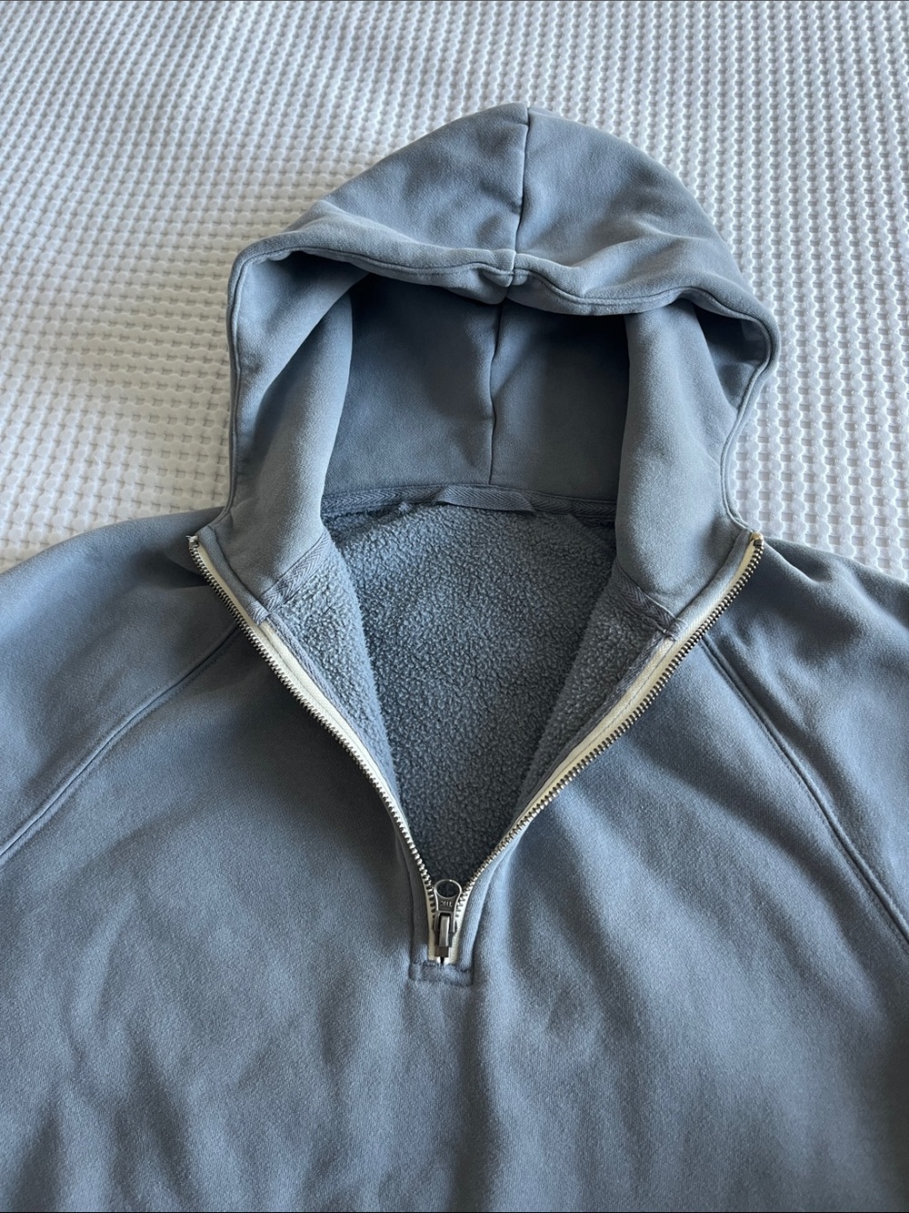 Vuori Restore Half Zip Hoodie Cropped Blue Gray - Picture 3 of 4